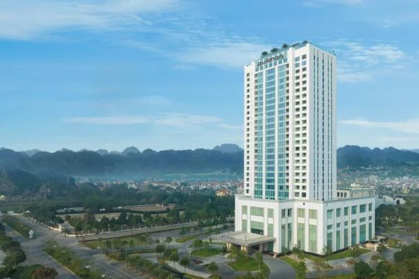 So sánh chi tiết khách sạn Pullman Ninh Bình với các khách sạn cùng khu vực trung tâm thành phố Ninh Bình