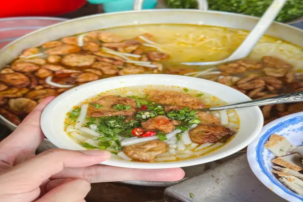 Bánh canh chả cá Nha Trang: Khám phá top 10 quán ngon nức tiếng