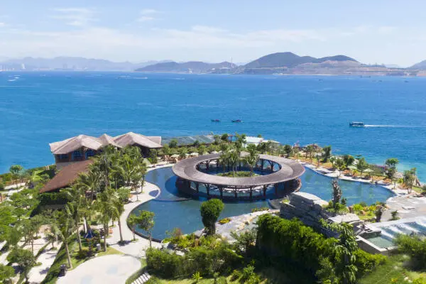 Tour Hòn Tằm Nha Trang 2025: Các loại hình tour, vui chơi, tắm bùn & giá vé mới nhất