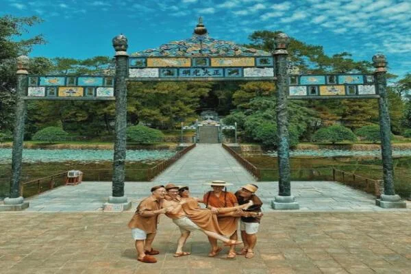 Những điểm du lịch Miền Trung tháng 3 đẹp như cơn mơ không thể bỏ lỡ