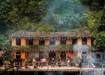 Cẩm nang du lịch theo chân hướng dẫn viên bản địa khám phá các tọa độ ăn uống, vui chơi chuẩn local gần resort CatCat Hills Sapa