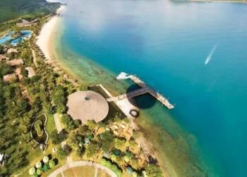 Kinh nghiệm du lịch Hòn Tằm tự túc: Cách mua vé, di chuyển cano & lịch trình khám phá