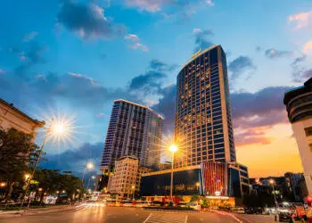 Khách sạn Mường Thanh Luxury Quảng Ninh: Vị trí, phòng nghỉ, tiện ích & kinh nghiệm đặt phòng