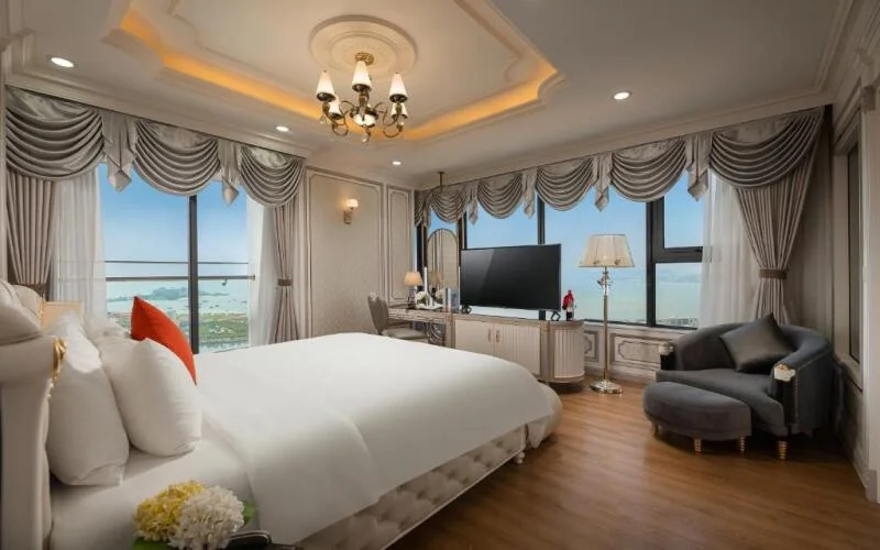 DELASEA HẠ LONG HOTEL