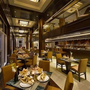 khach-san-paradise-suites-36