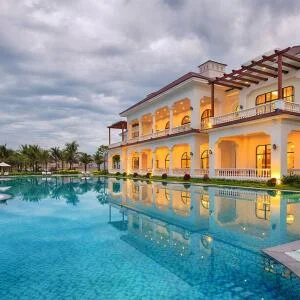 melia-vinpearl-phu-quoc-ho-boi