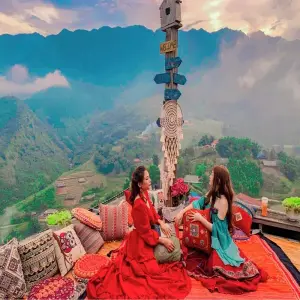 tour-sapa-3-ngay-2-dem-tu-ha-noi-moana-fansipan-cho-can-cau-2