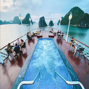 paradise-elegance-cruise-1