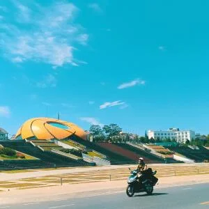 quang-truong-da-lat-3