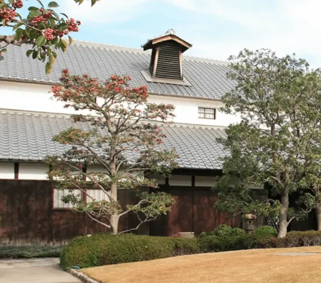 Bảo tàng rượu Sake Hakutsuru: Vị Trí, Sức Hút, Điểm Tham Quan & Kinh Nghiệm Cần Biết