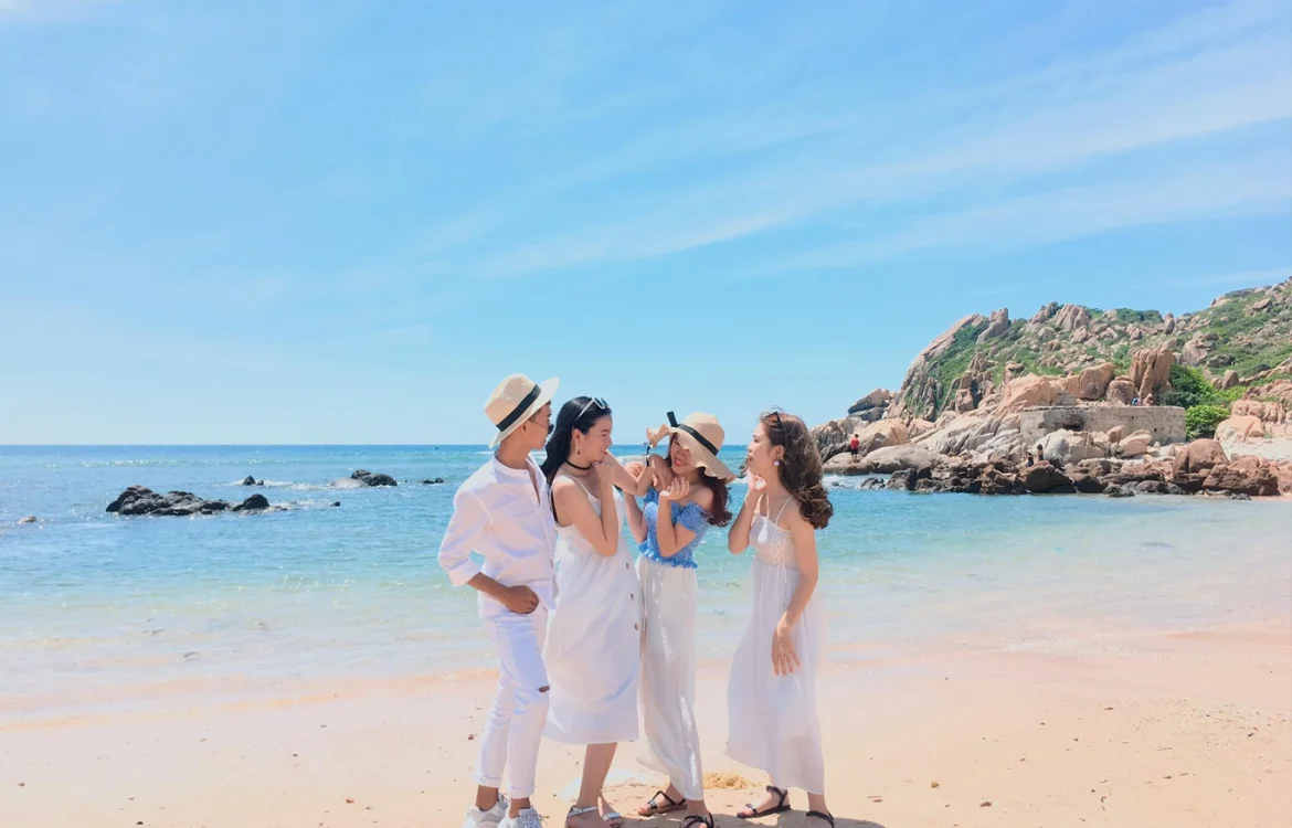 Tour đảo Cô Tô 3 ngày 2 đêm từ Hà Nội: Lịch trình, điểm nổi bật, giá bán, kinh nghiệm du lịch & đơn vị uy tín giá rẻ