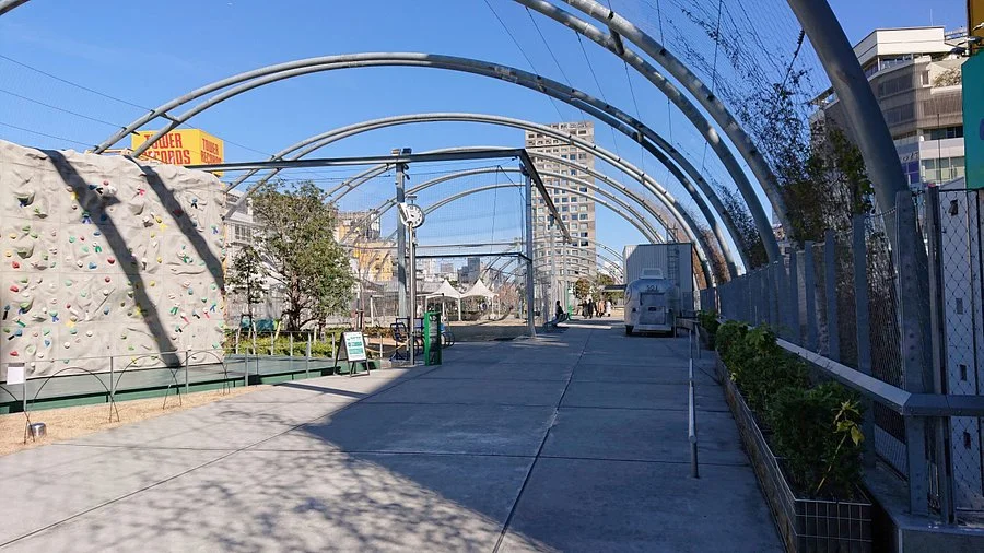 Giao lộ Shibuya: Vị Trí, Sức Hút, Điểm Tham Quan & Kinh Nghiệm Cần Biết