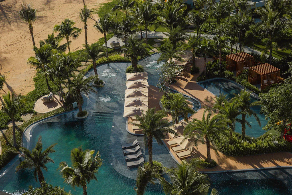 crowne-plaza-phu-quoc-starbay-by-ihg-1