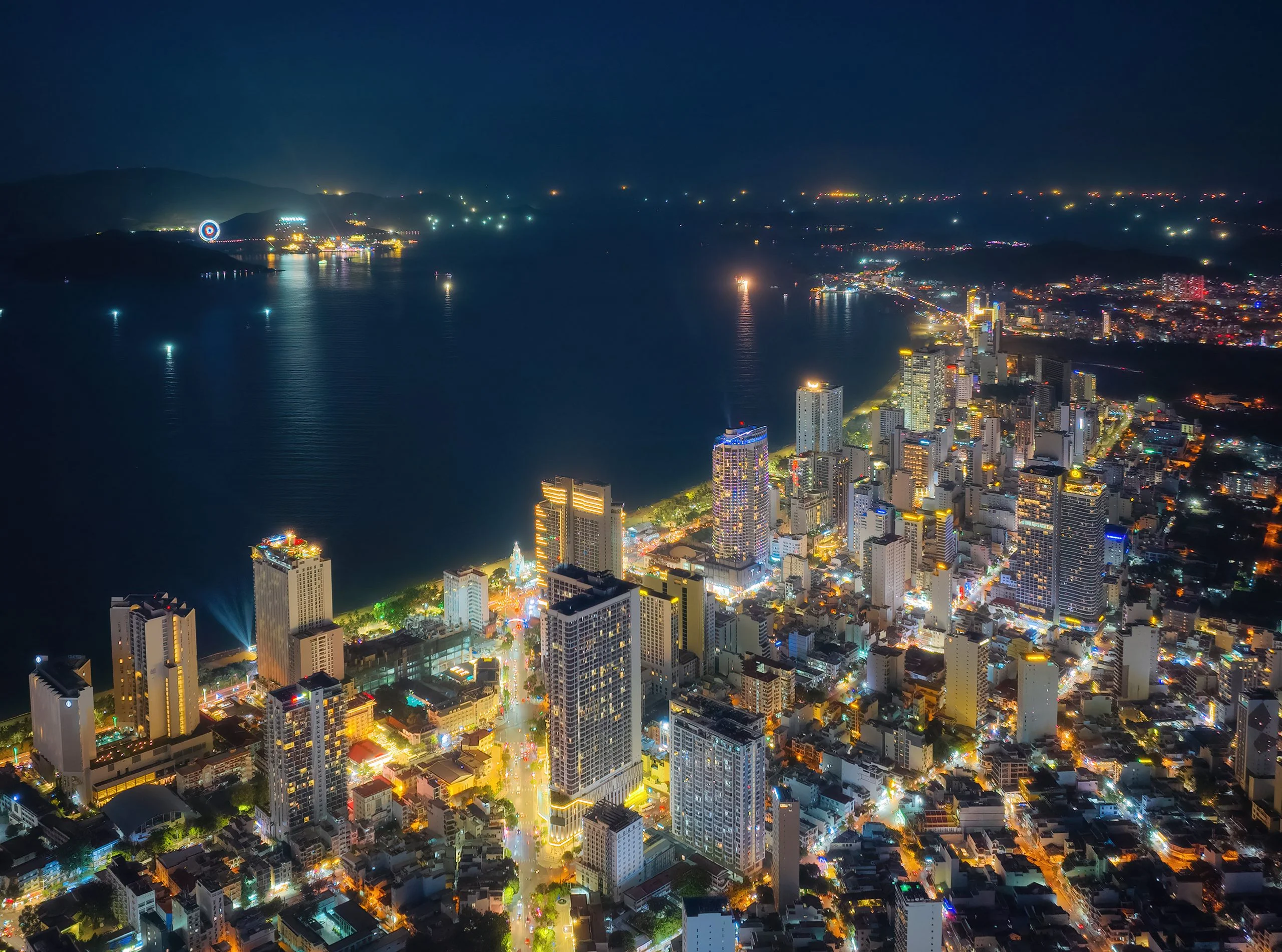 du-lich-nha-trang-ve-dem