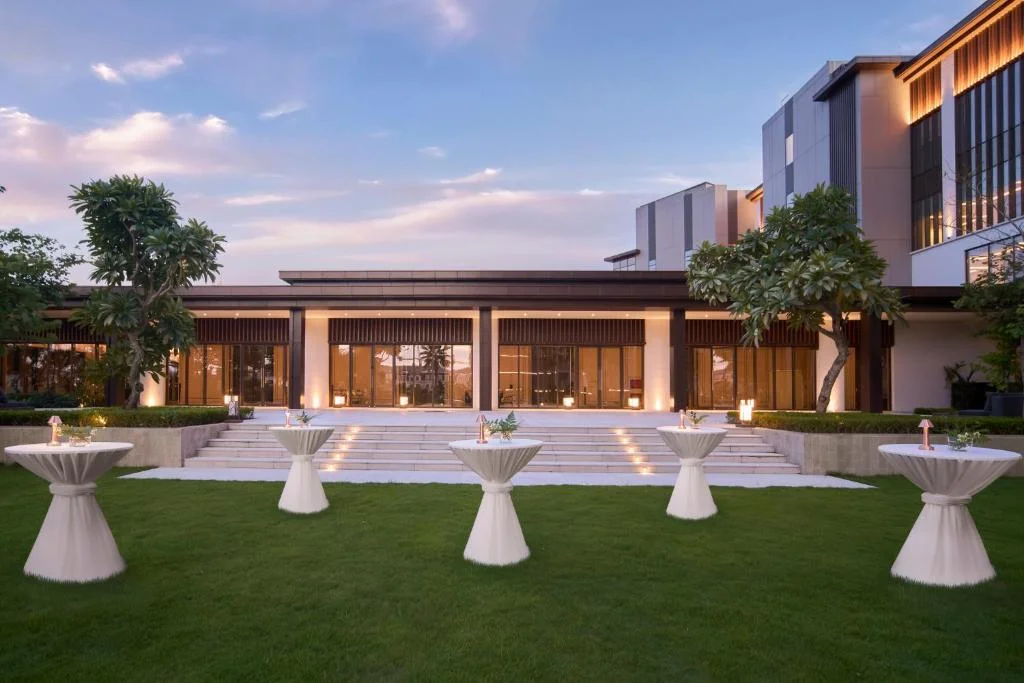 Kinh nghiệm ăn gì, chơi gì, đặt phòng tại khách sạn Intercontinental Hạ Long và khu vực lân cận