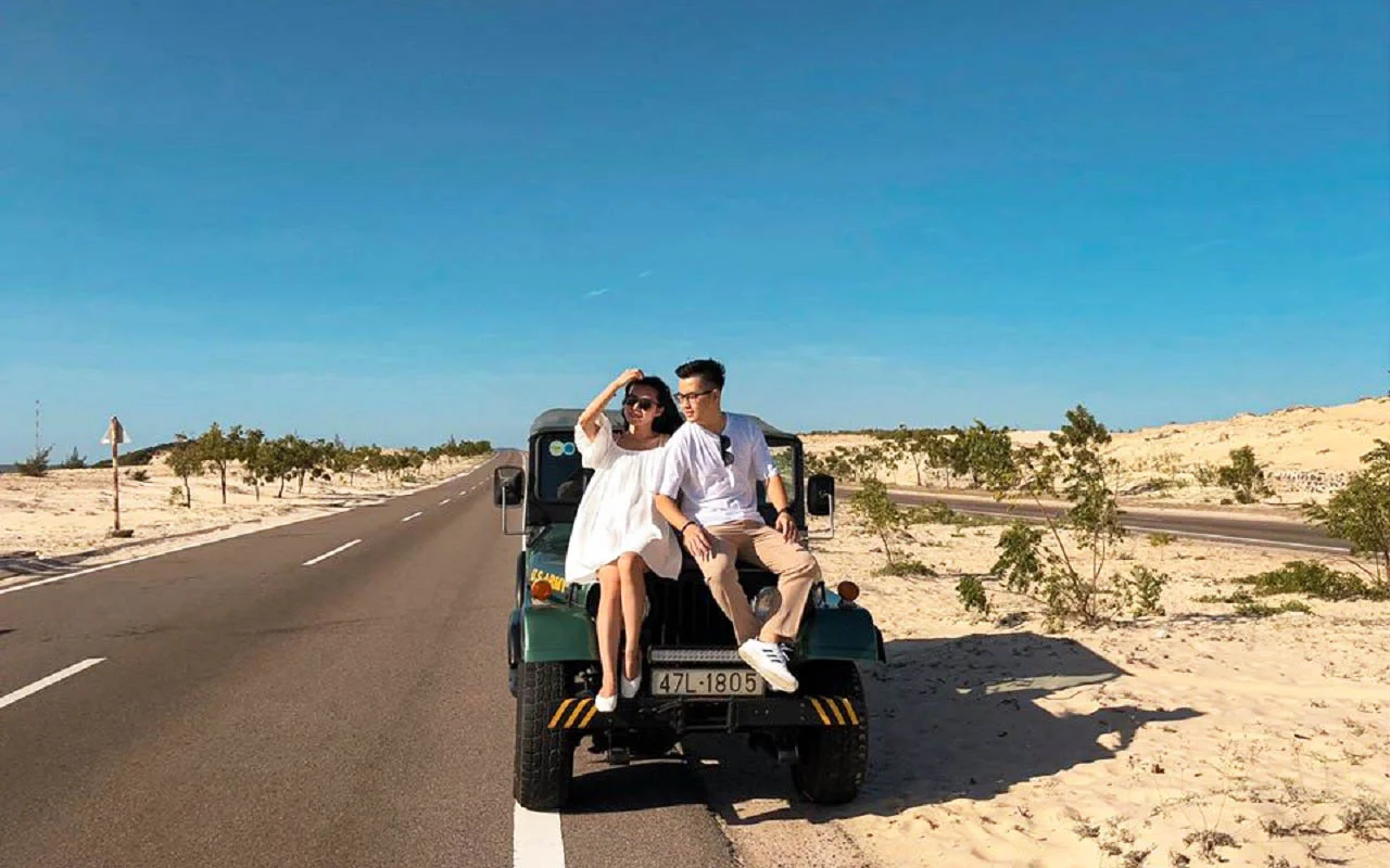 Bàu Trắng Mũi Né: Vị Trí, Sức Hút, Thời Điểm Lý Tưởng, Điểm Tham Quan & Kinh Nghiệm Cần Biết