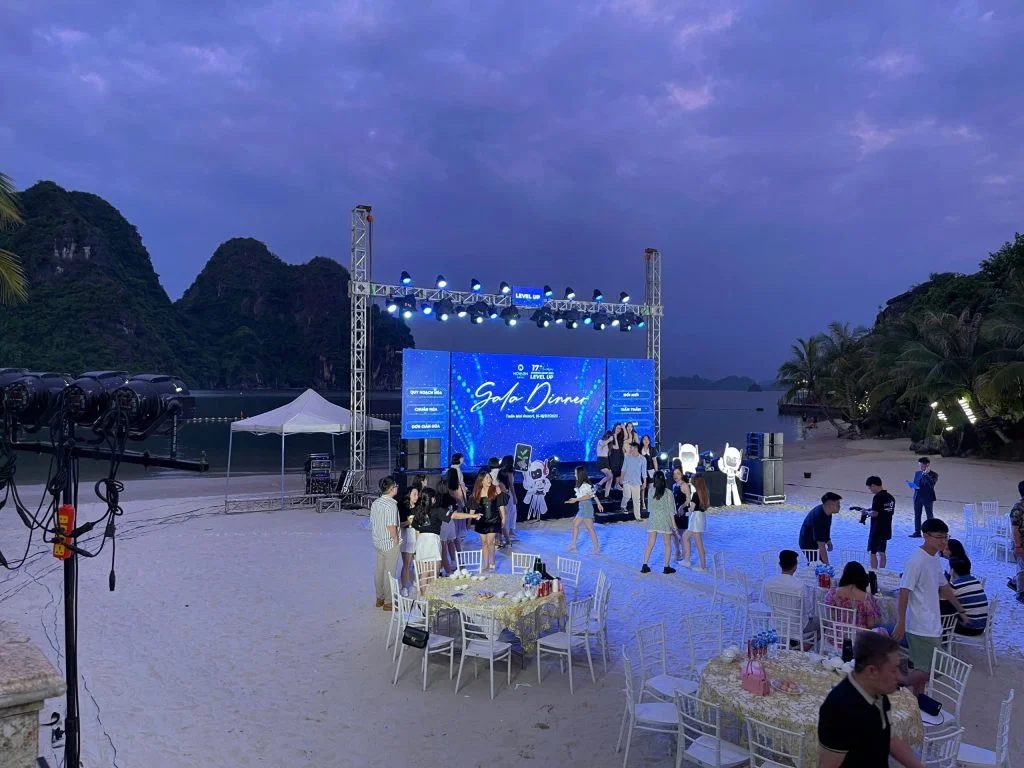 Tour đảo Cô Tô 3 ngày 2 đêm từ Hà Nội: Lịch trình, điểm nổi bật, giá bán, kinh nghiệm du lịch & đơn vị uy tín giá rẻ