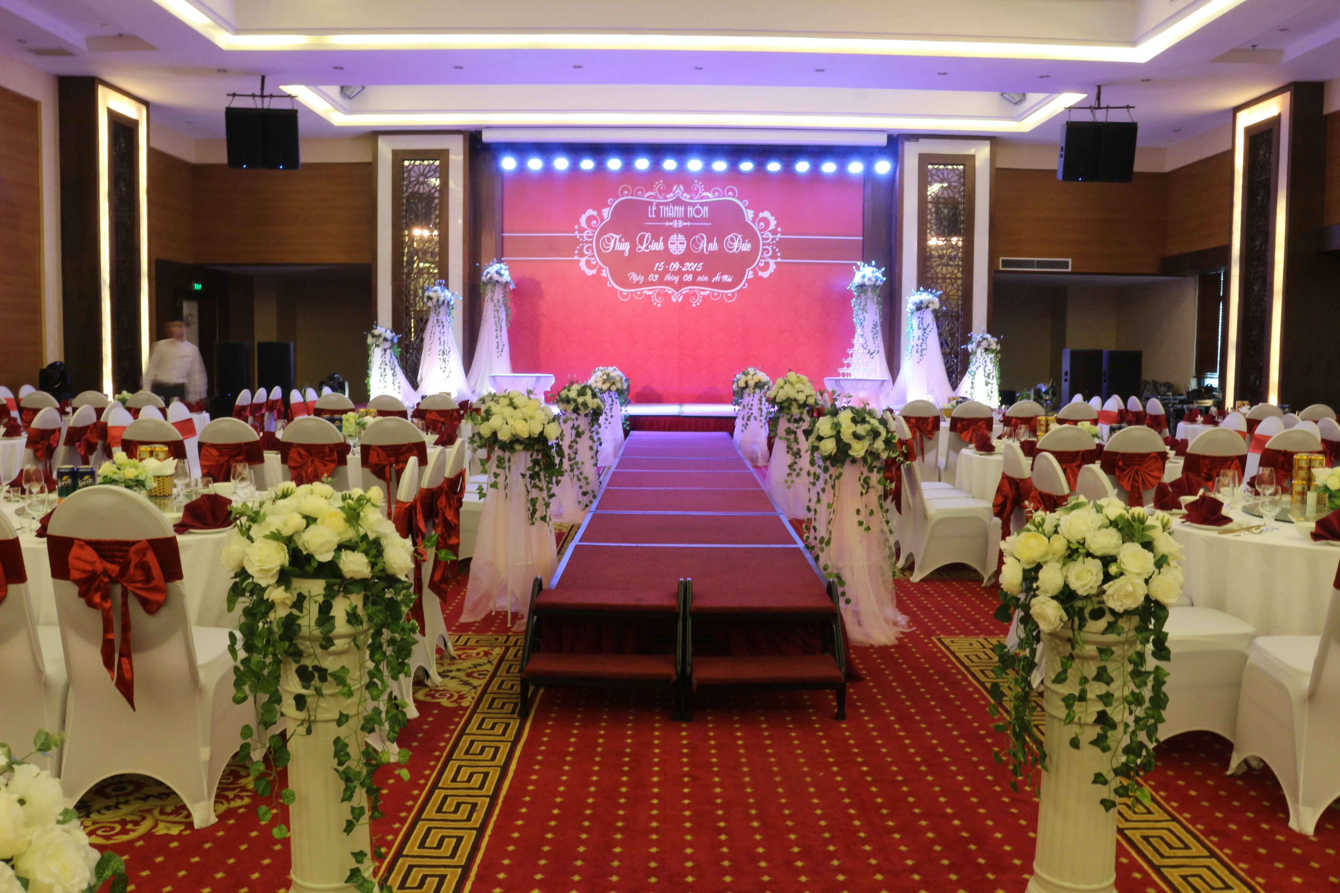 98933e32b7e854b60df9-2