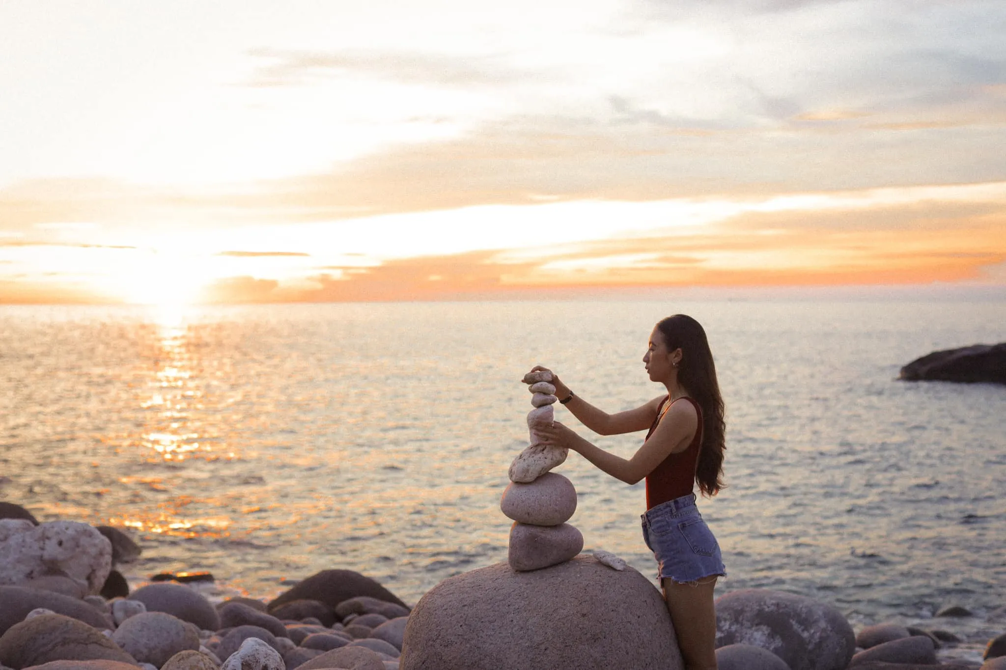 nen-mac-gi-khi-check-in-tai-bai-trung-binh-hung-de-noi-bat-nhat