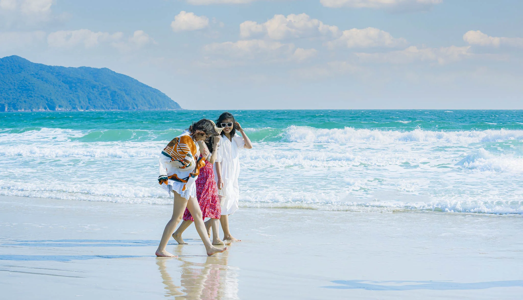 Team building Vân Đồn: địa điểm, các hoạt động, chi phí, kinh nghiệm và đơn vị tổ chức