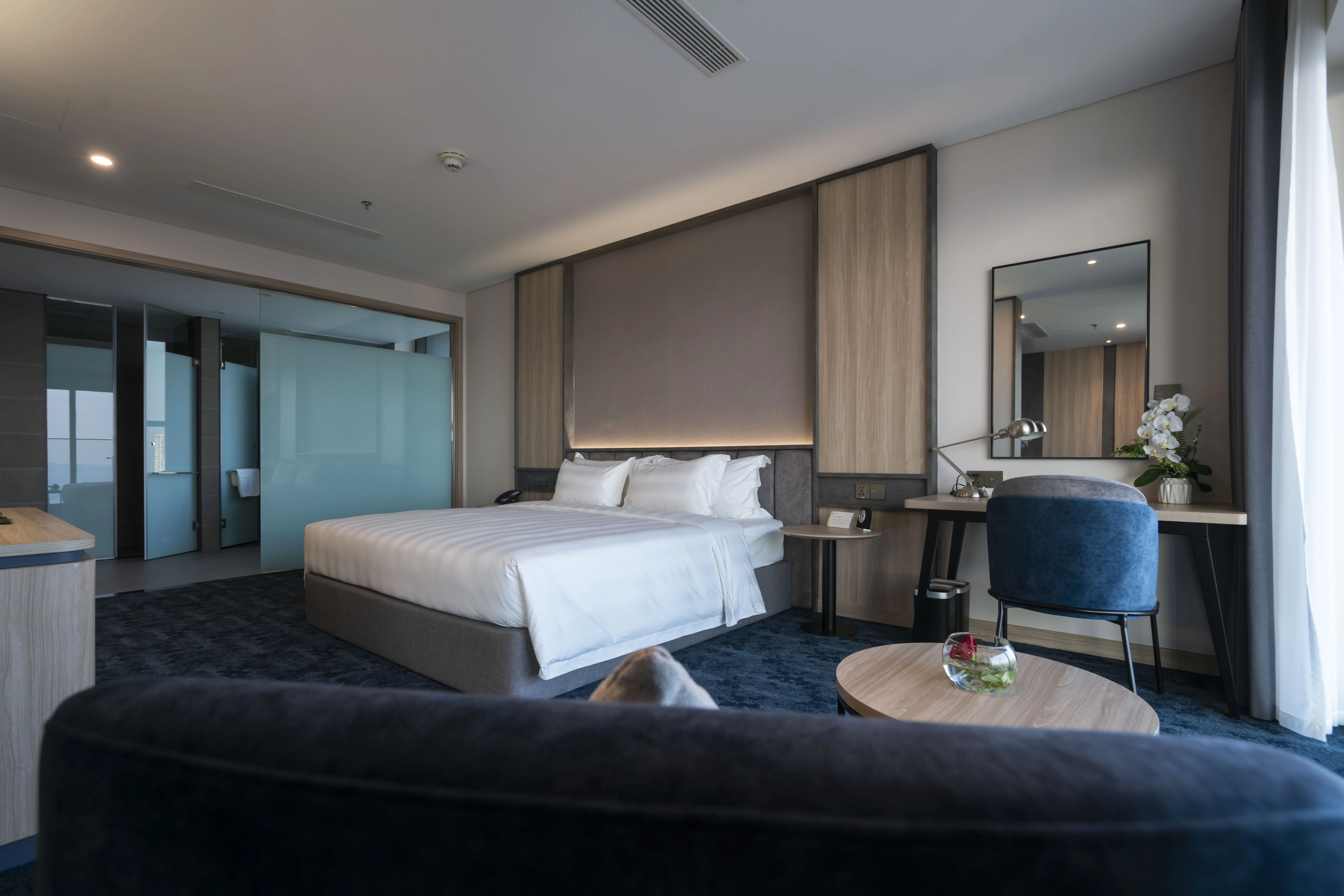 Hang-phong-ROH-Run-of-House