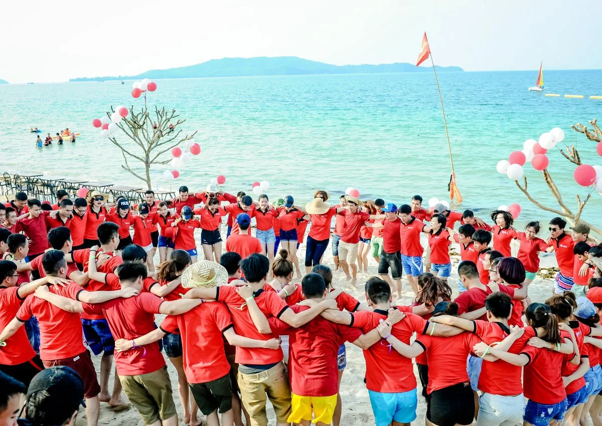 Tổ chức nghỉ mát cho cán bộ công nhân viên: Mục tiêu, chương trình, kinh nghiệm tổ chức và những lưu ý quan trọng