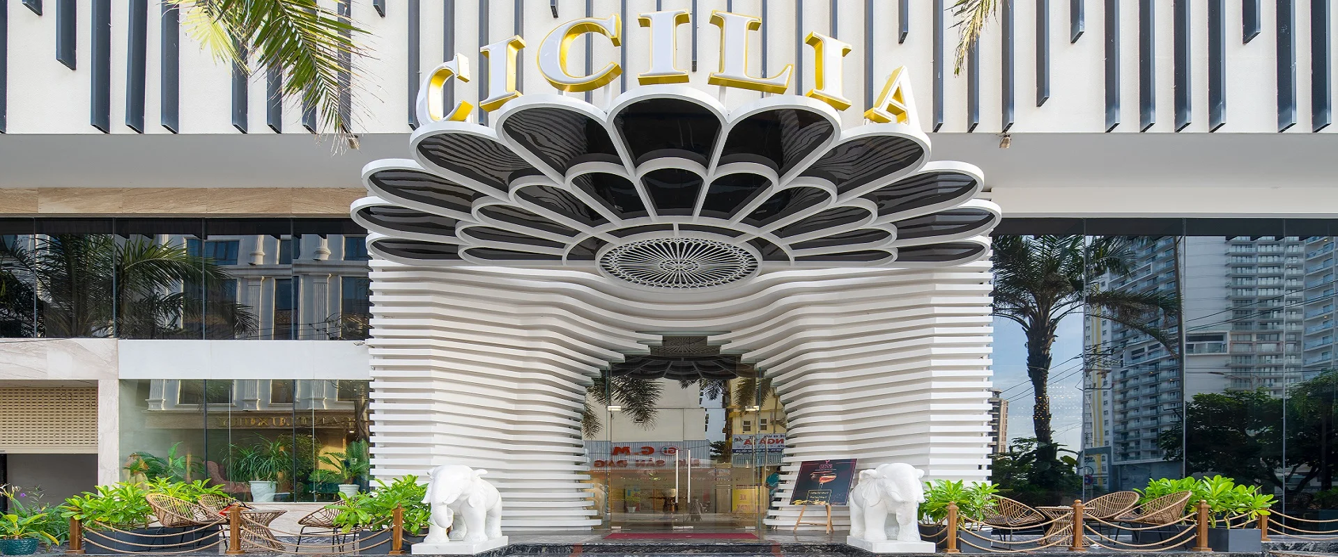 Cicilia Đà Nẵng: Vị trí, đặc điểm, tiện ích, giá bán các hạng phòng & kinh nghiệm đặt phòng