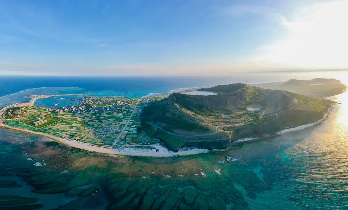 dao-ly-son-quang-ngai-mang-trong-minh-ve-dep-dia-chat-doc-dao-ra-sao