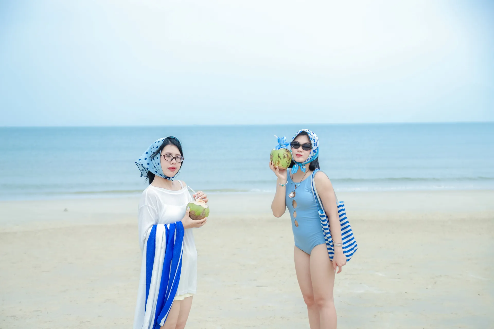 kinh-nghiem-di-bien-mien-bac-an-toan-va-tiet-kiem-nhat-la-gi