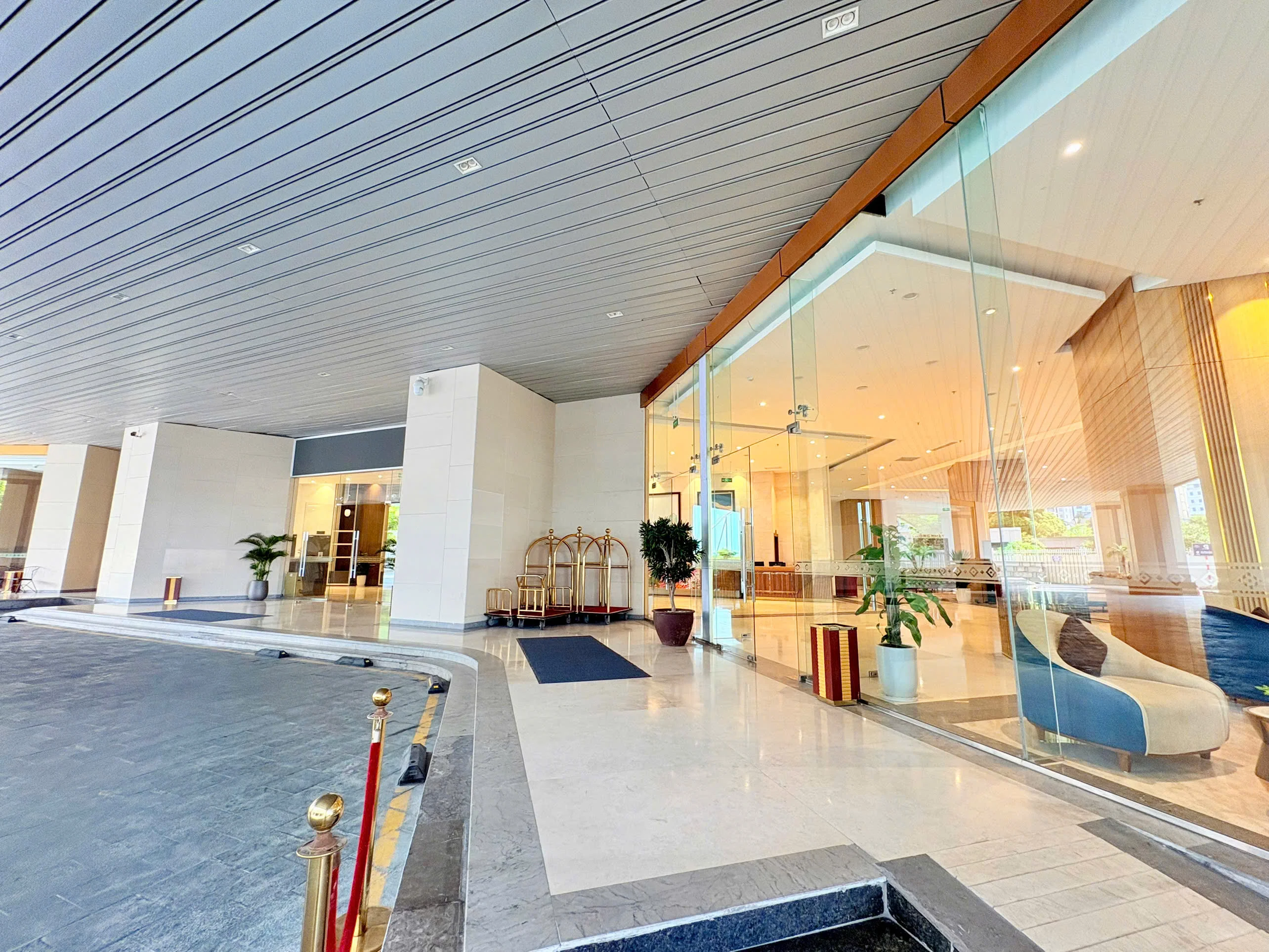 gen-h-z7656551677144-15f6084be0cb602402144135c6ce5a84