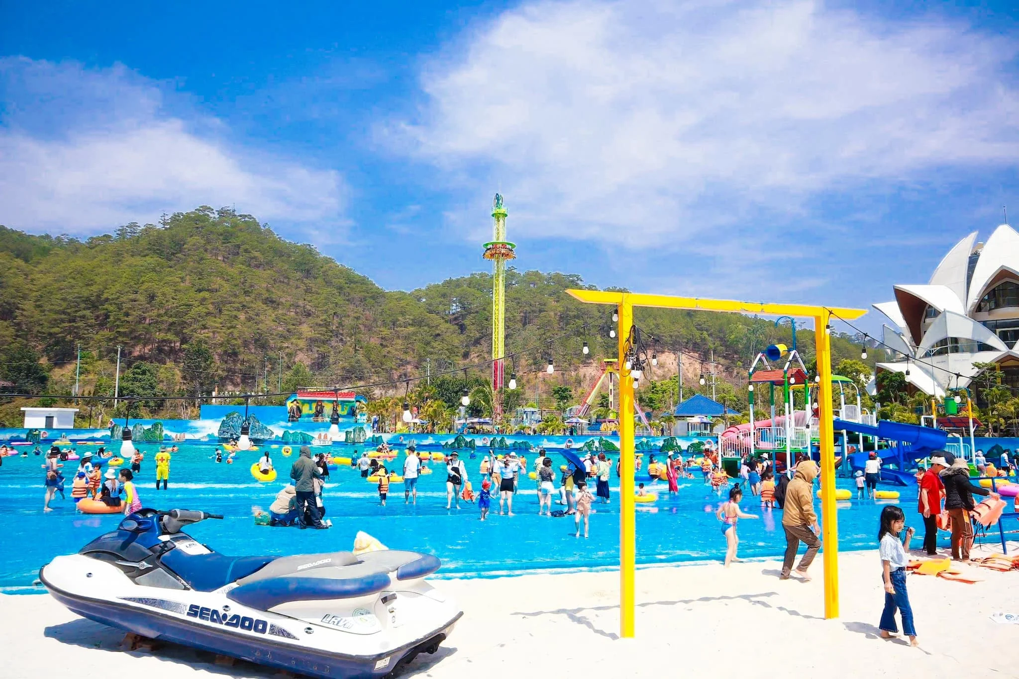 Description: Tour Đà Lạt 4 ngày 3 đêm: Check in điểm mới nhất Đà Lạt – Tea Prenn