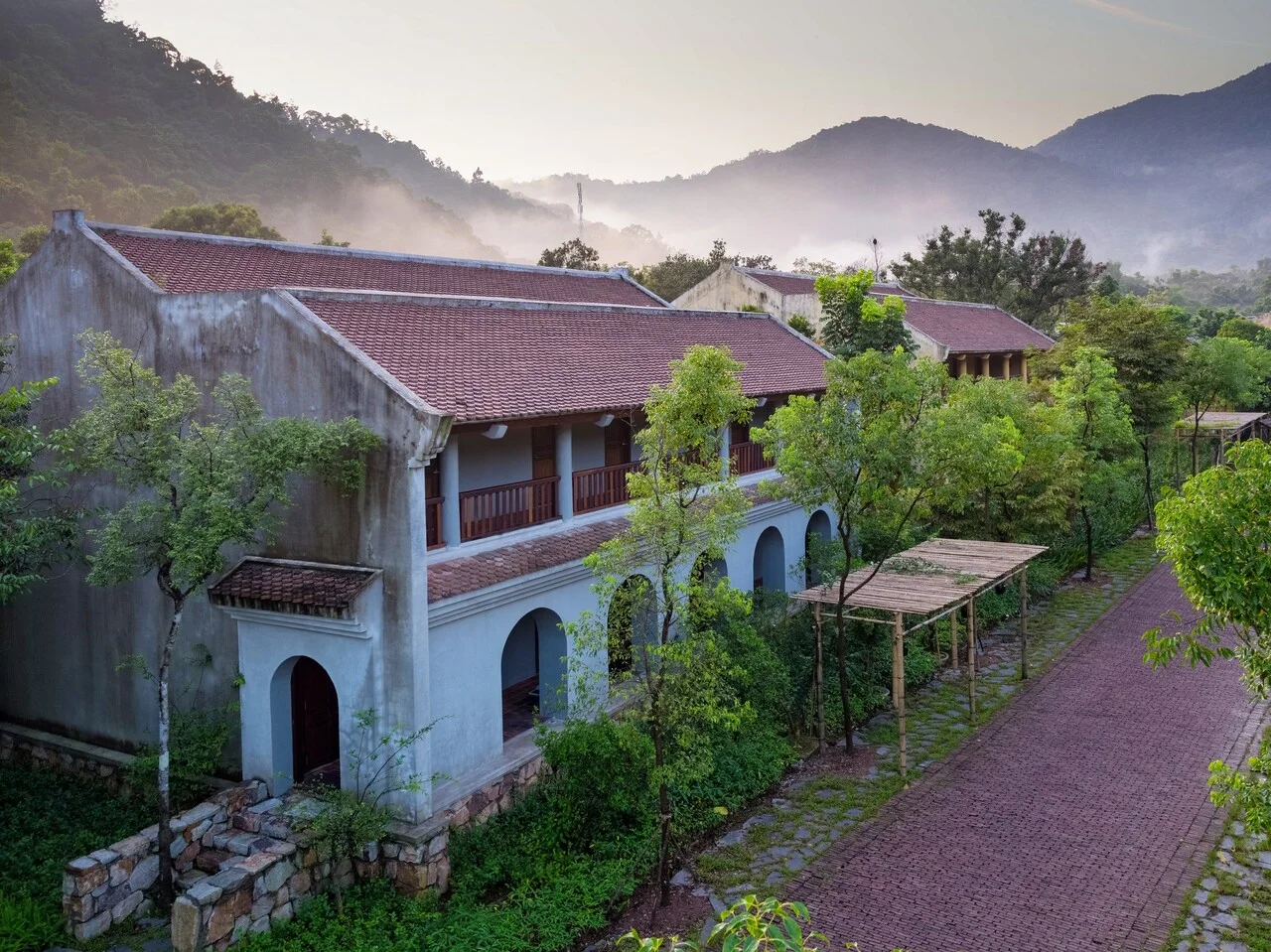 Bí kíp "Check-in" Legacy Yên Tử lấy góc hình đẹp mà không cần filter