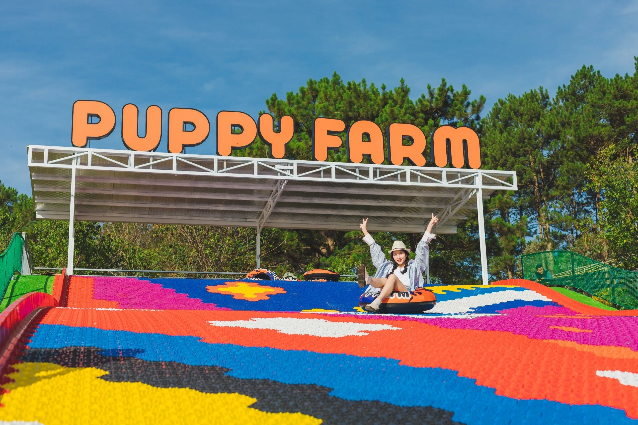 puppy-farm-tich-hop-vuon-cong-nghe-cao-va-khu-bao-ton-thu-cung-da-dang-the-nao