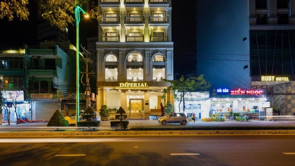 trai-nghiem-luu-tru-tai-cac-khach-san-tai-nha-trang-mat-duong-tran-phu-mang-lai-cam-giac-gi