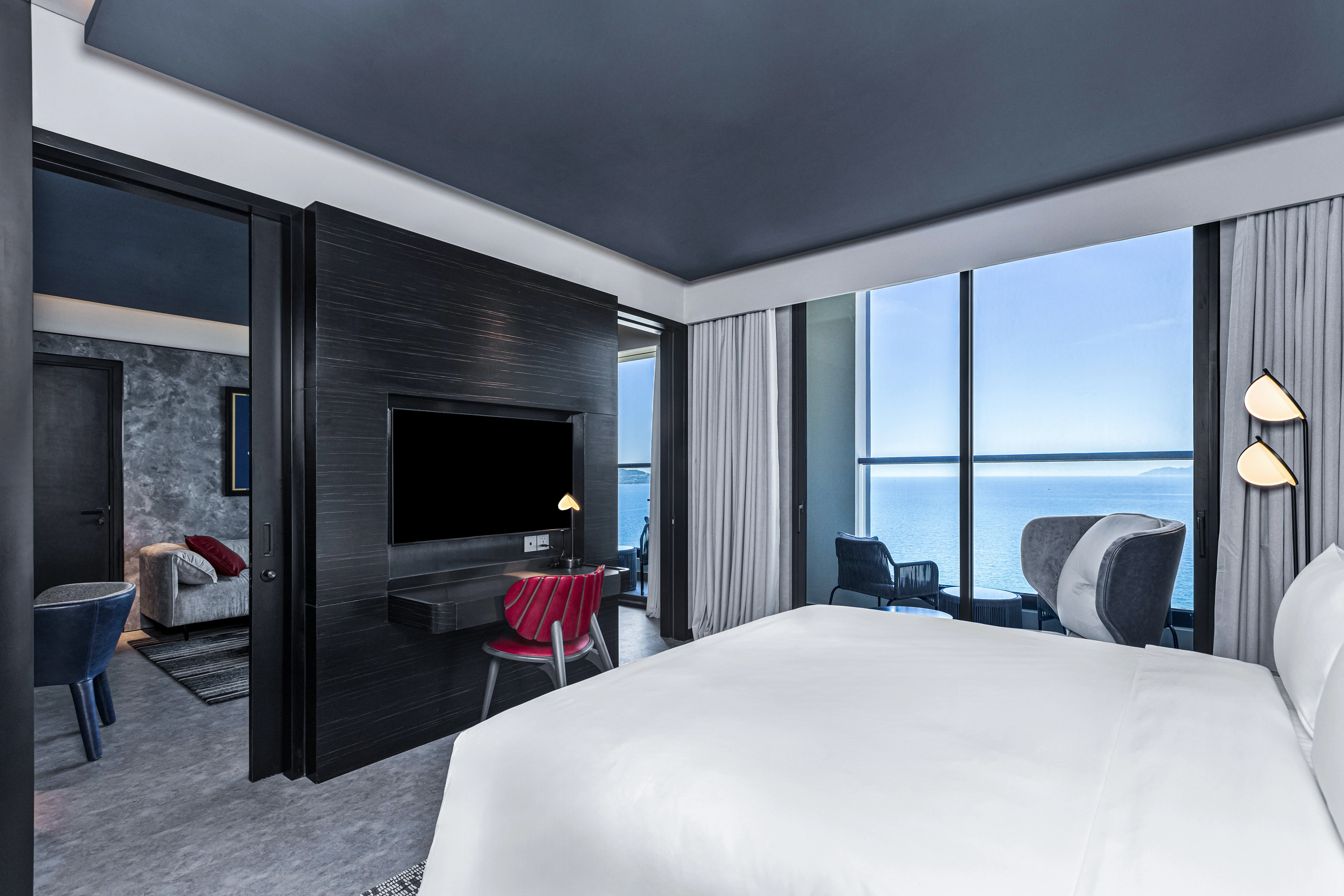 Giá phòng và thông tin chi tiết các hạng phòng tại Radisson Red