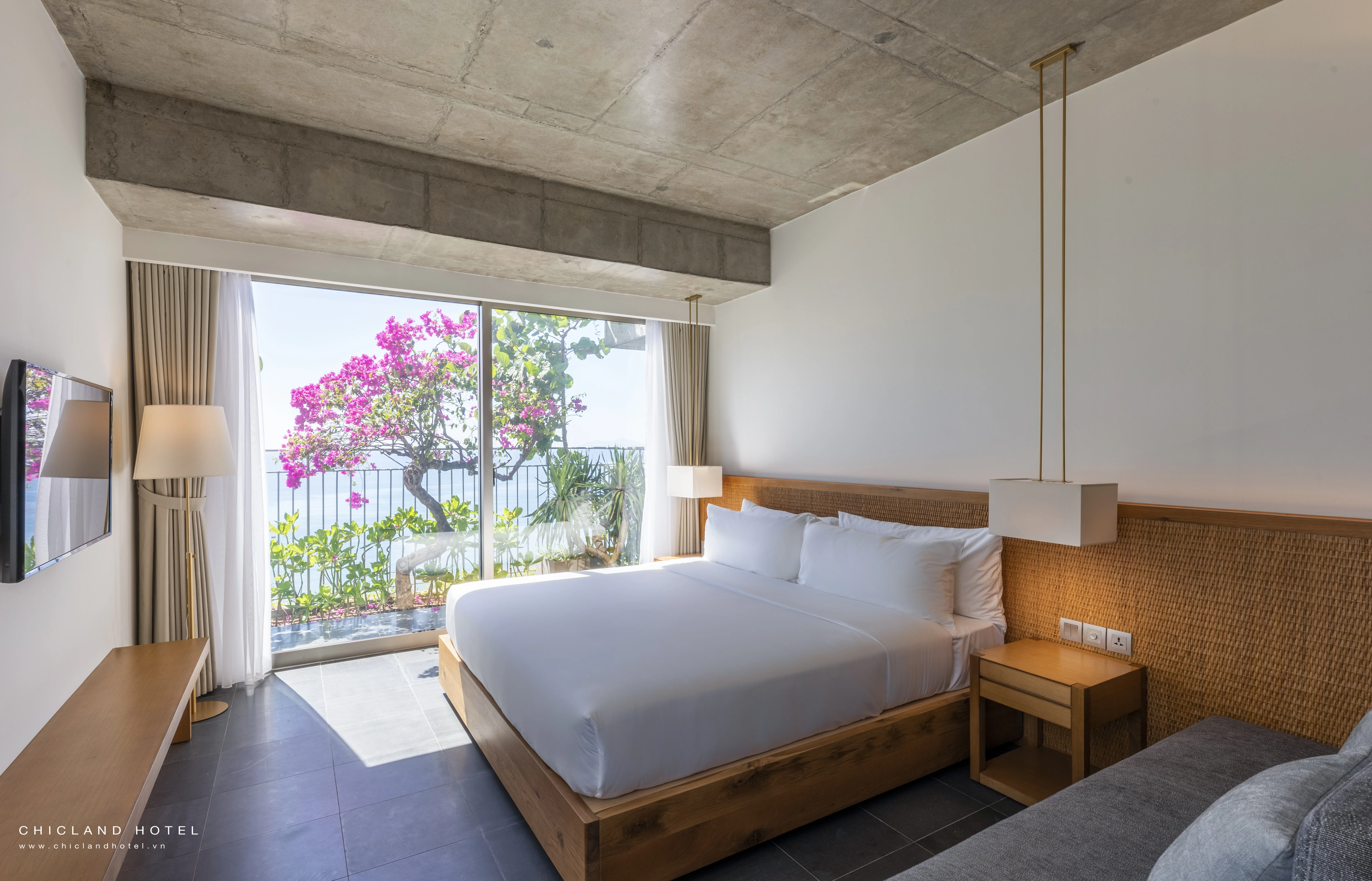 thien-dieu-deluxe-ocean-front-with-balcony-4-1