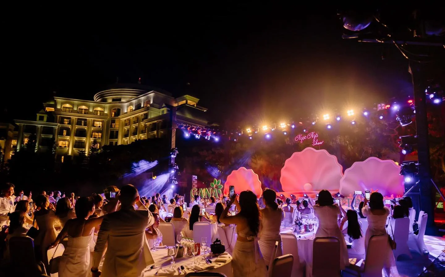 vinpearl-resort-spa-ha-long-tiec-toi