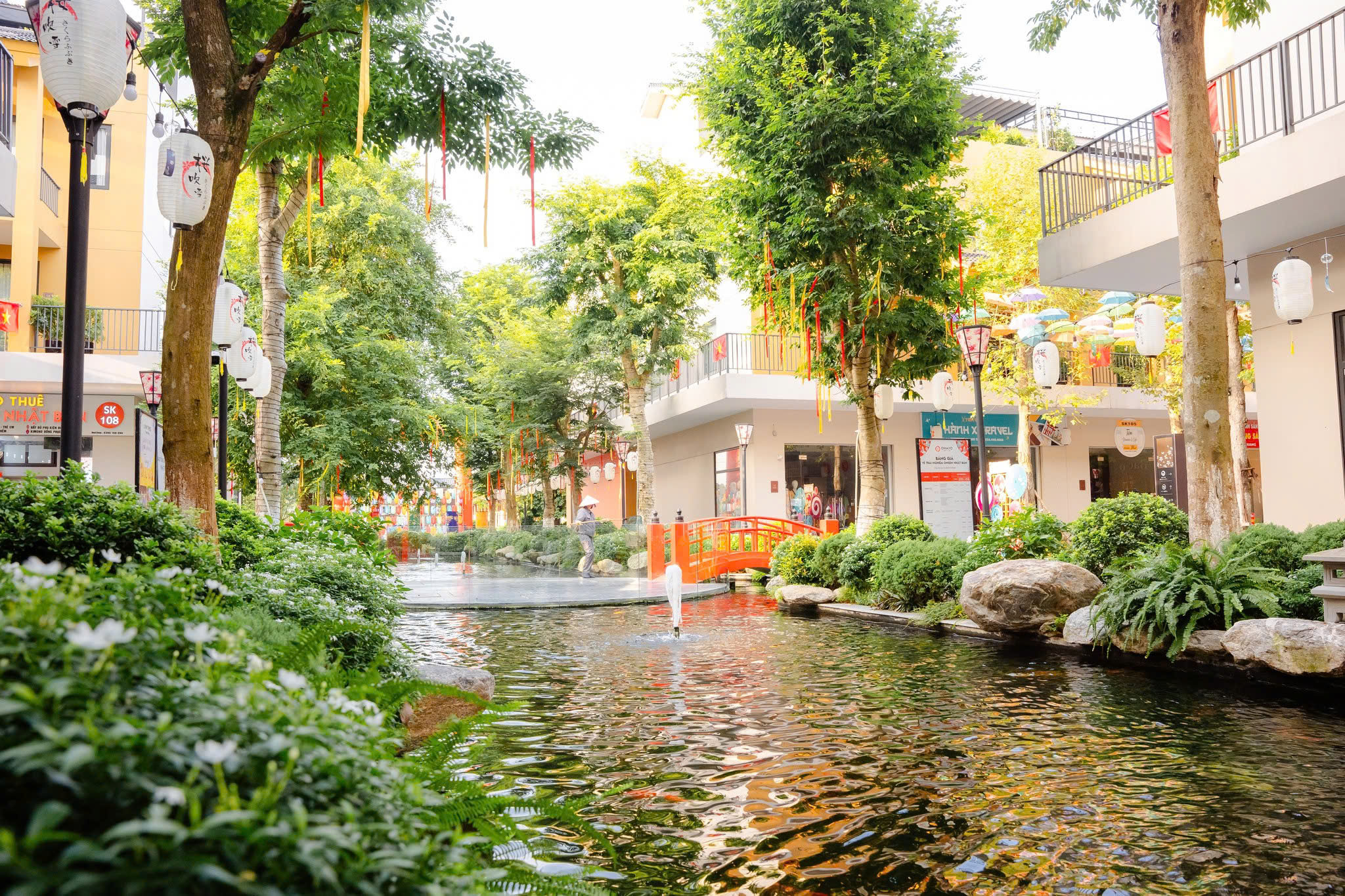 So sánh trải nghiệm tắm khoáng tại Yoko onsen quang hanh và Wyndham Thanh Thủy