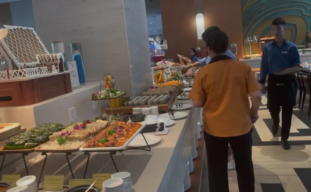 buffet-tai-khu-nghi-duong-co-phong-phu-va-xung-dang-voi-gia-tien-khong