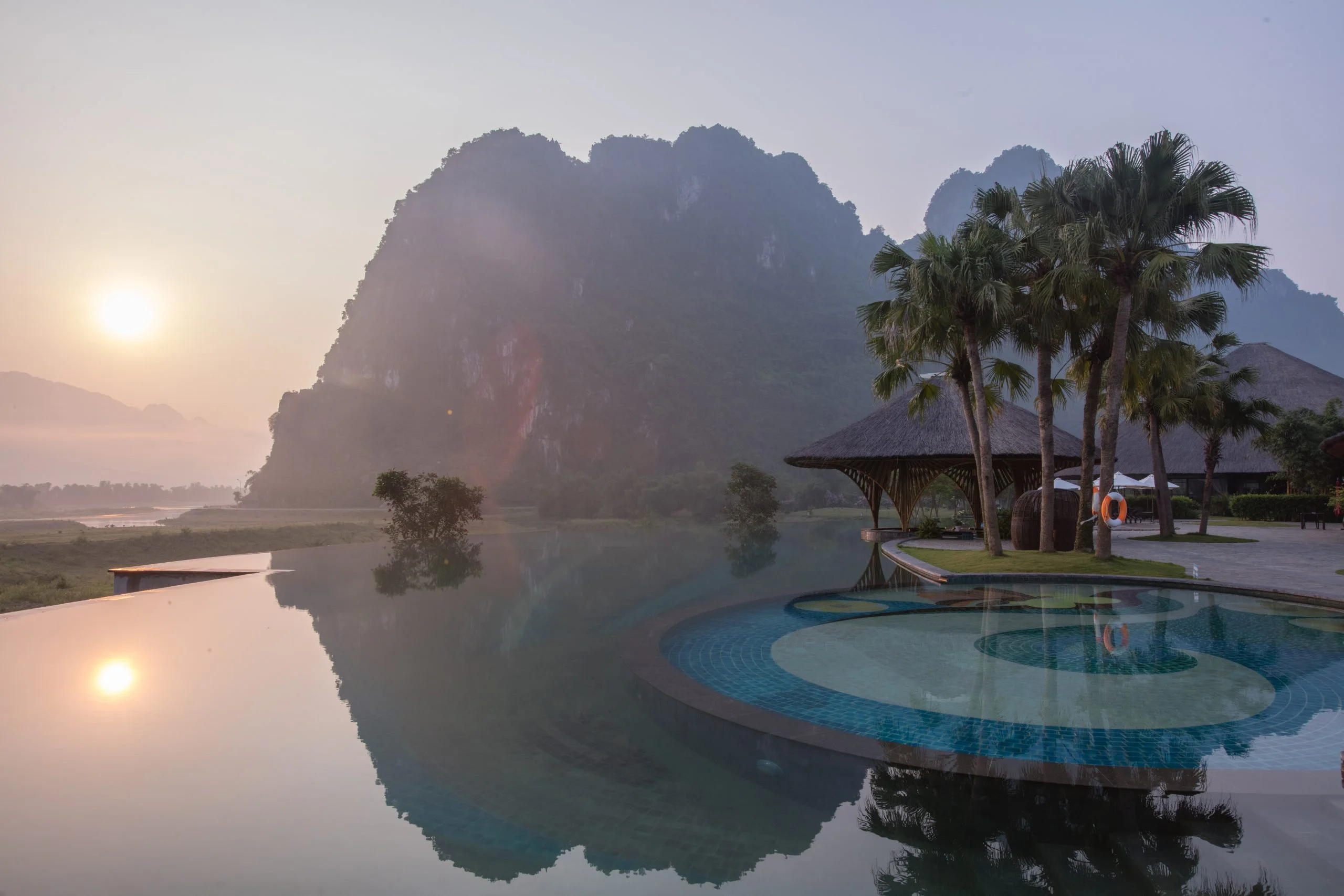Ăn gì, chơi gì tại Serena Resort Kim Bôi? Khám phá ẩm thực xứ Mường và các góc check-in cực đỉnh