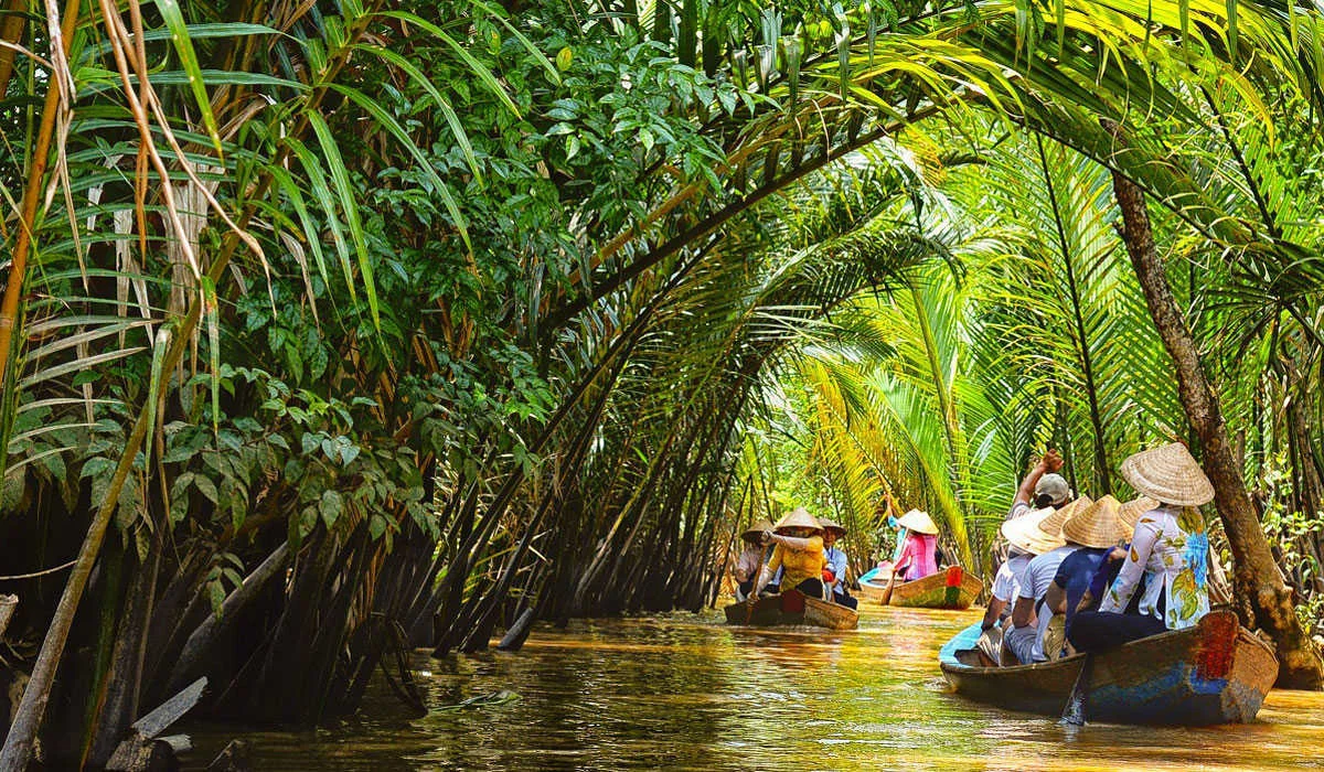 bo-tui-ngay-kinh-nghiem-di-con-phung-con-thoi-son-tu-tuc-01-1651628318