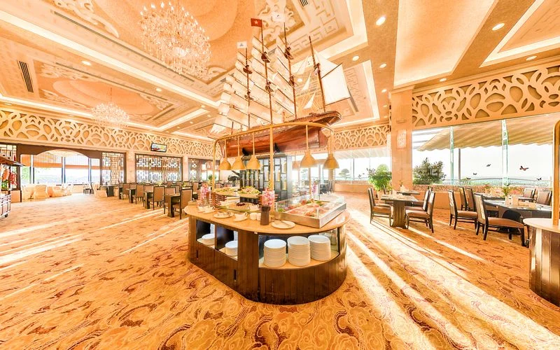 Review chi tiết phòng Family Suite cho gia đình tại Khách sạn Sea Links Beach Hotel