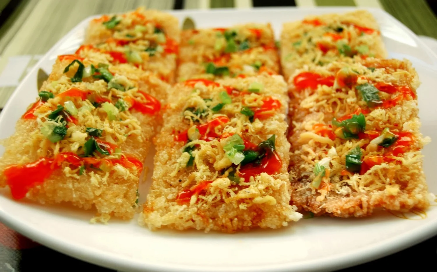 com-chay-ninh-binh-dac-san-tru-danh-voi-cong-thuc-che-bien-truyen-thong-01-1640705441