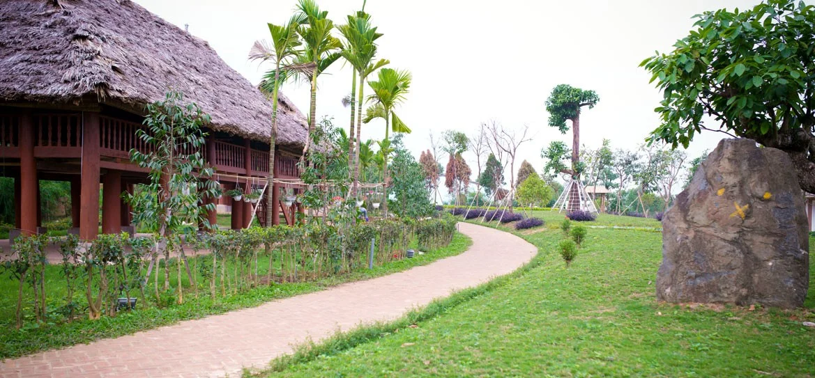 day-manh-giao-duc-bang-nhung-chuyen-da-ngoai