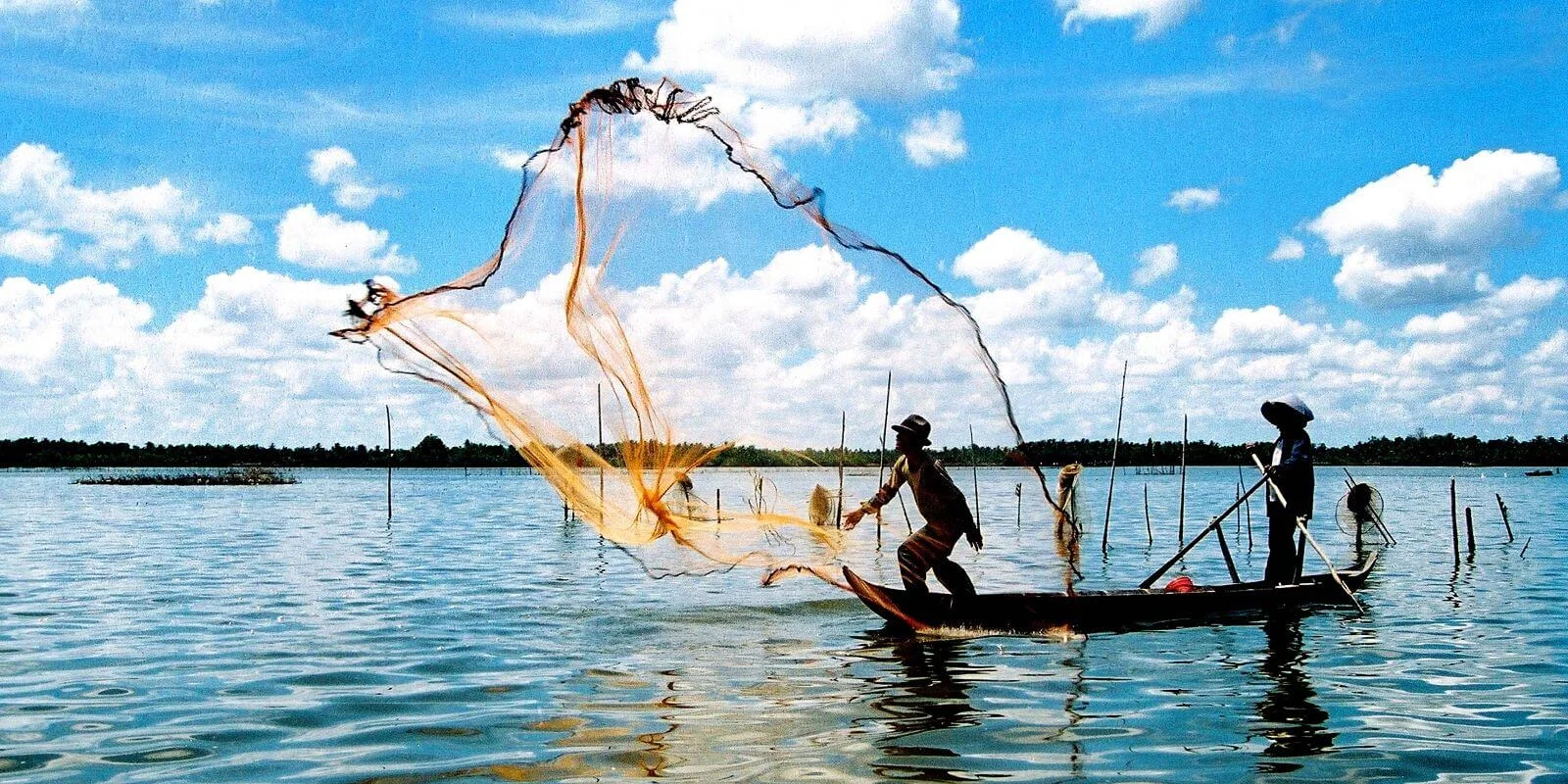 bun-binh-thien-an-giang-ho-nuoc-troi-xanh-ngat-phu-sa