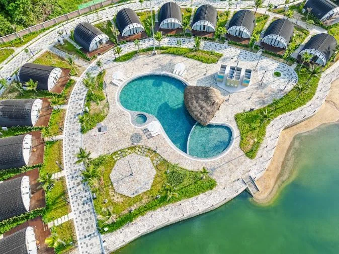 Đầu Rồng Resort Quảng Ninh: Vị trí, kiến trúc, tiện ích, giá bán các hạng phòng & đơn vị uy tín