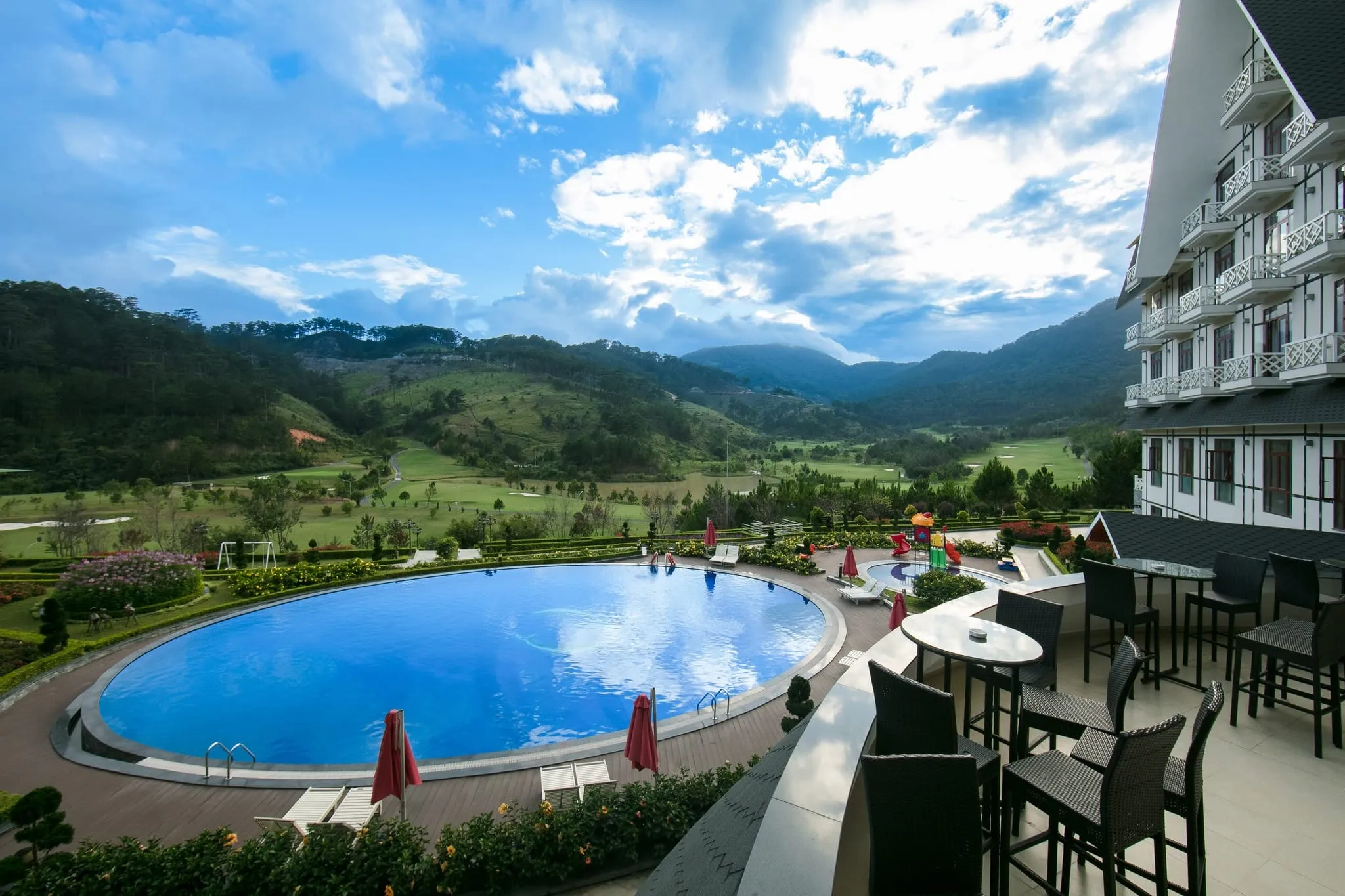 loi-khuyen-vang-de-dat-duoc-khach-san-da-lat-view-dep-voi-gia-tot-nhat