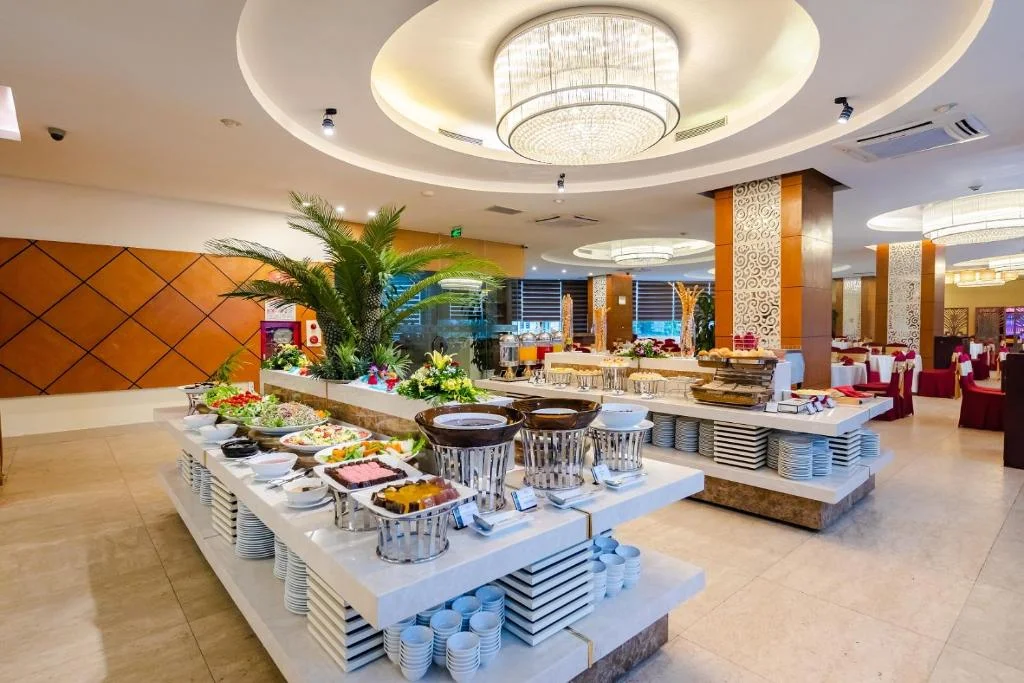 Khach-san-Muong-Thanh-Grand-Ha-Long-buffet-sang