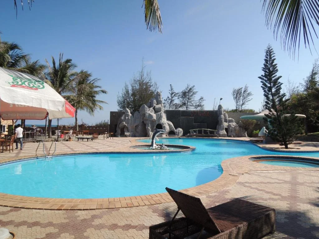 Malibu-Resort-Mui-Ne-be-boi