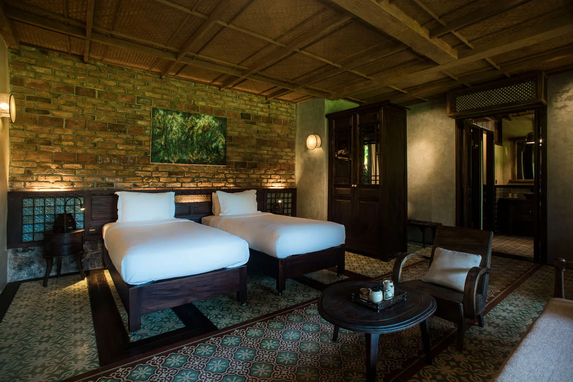 Mountain-Veranda-Chamber